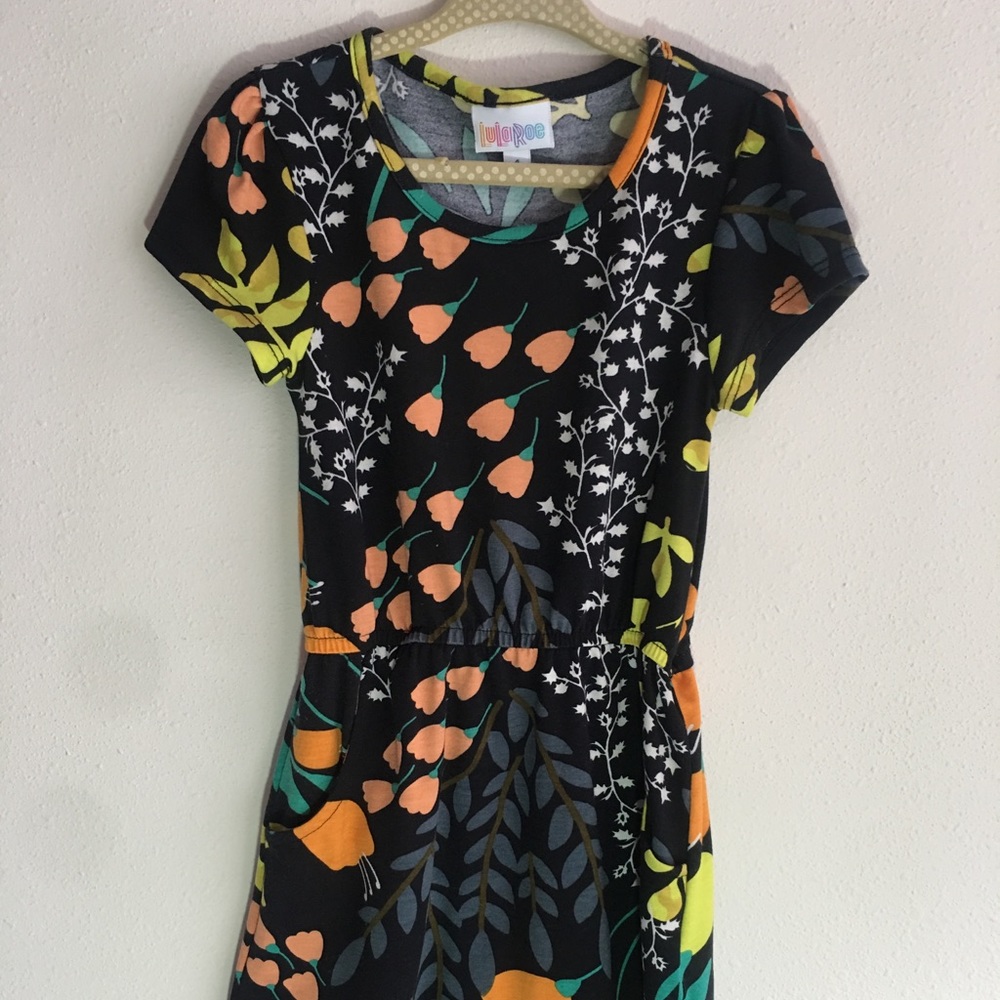 Lularoe Mae kids size 4